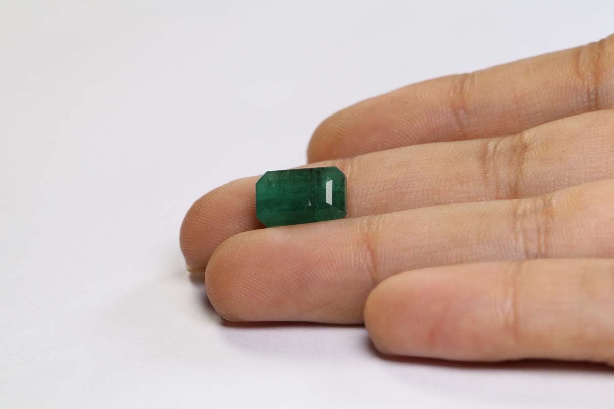 Emerald 4.36 Ct.
