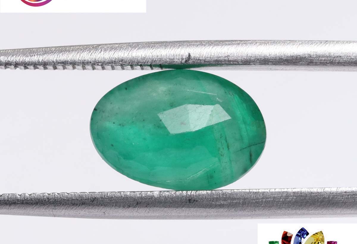 Emerald 2.62 Ct. Emerald 2.62 Ct.