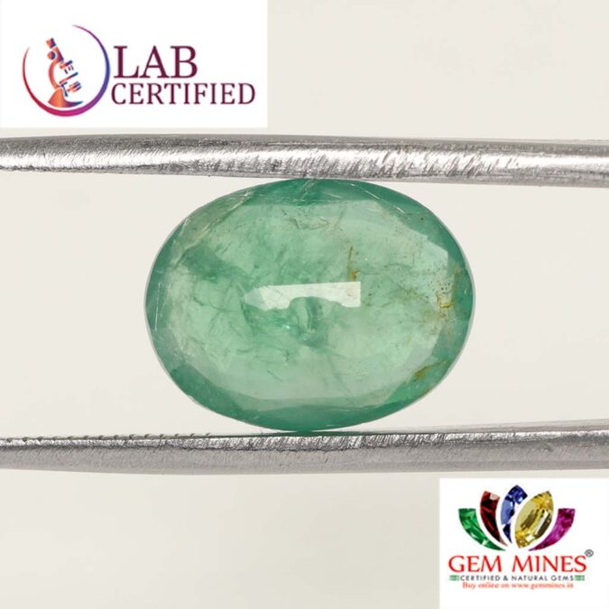 Emerald 4.35 Ct. Emerald 4.35 Ct.
