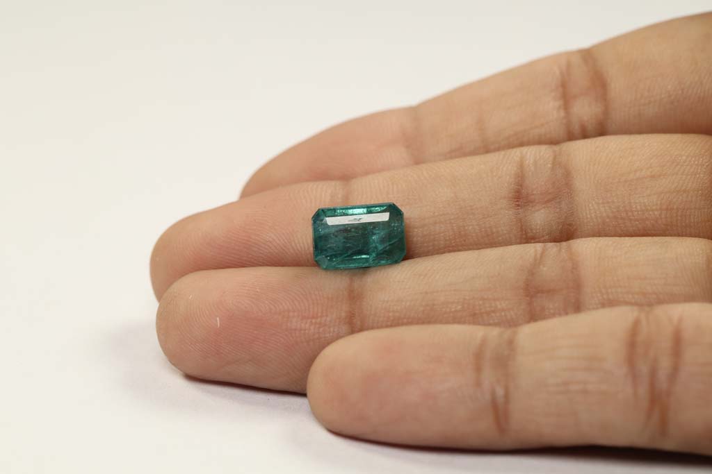 Emerald 4.81 Ct.