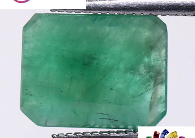 Emerald 2.87 Ct. Emerald 2.87 Ct.