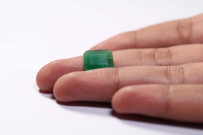 Emerald 2.87 Ct. Emerald 2.87 Ct.