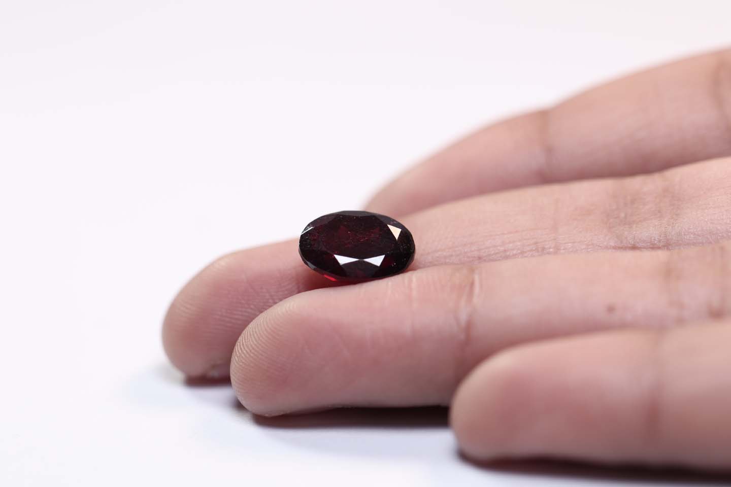 Garnet 4.66 Ct.