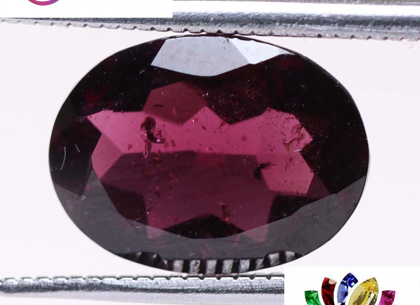 Garnet 4.35 Ct. Garnet 4.35 Ct.