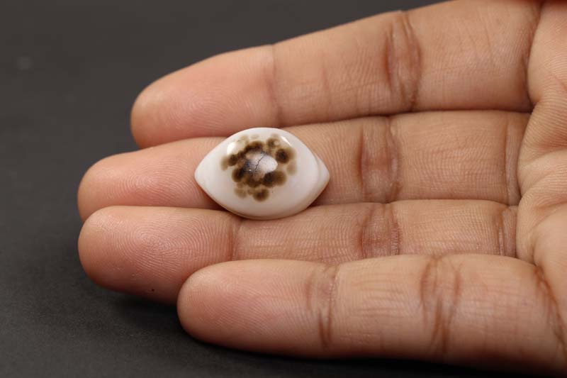 Hakik Eye 21.71 Ct.
