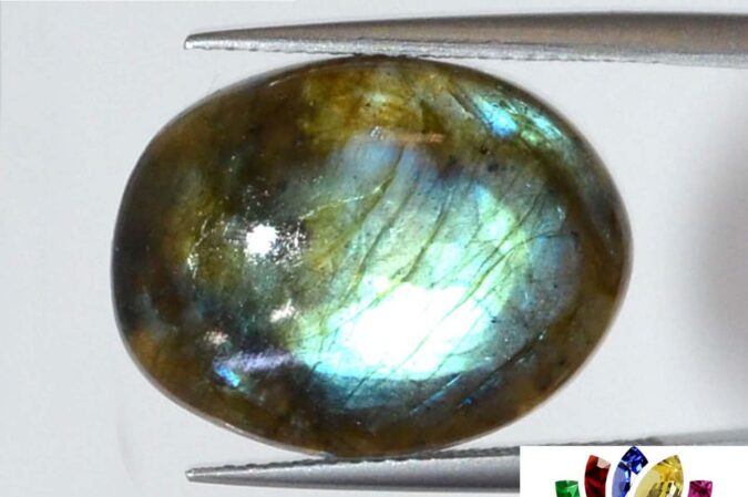 Labradorite 13.2 Ct.