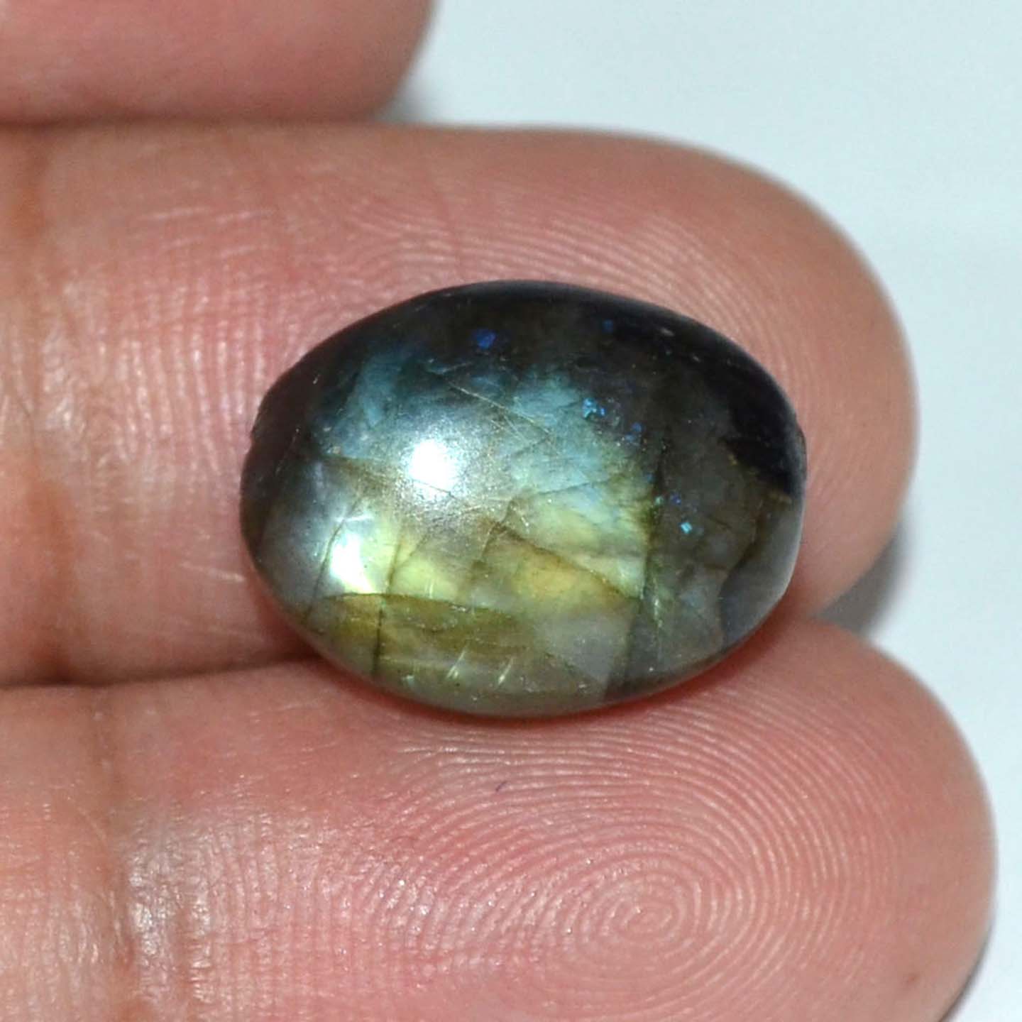 Labradorite 12.51 Ct.