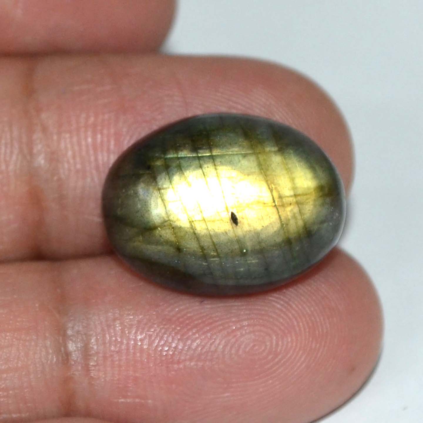 Labradorite 17.56 Ct. Labradorite 17.56 Ct.