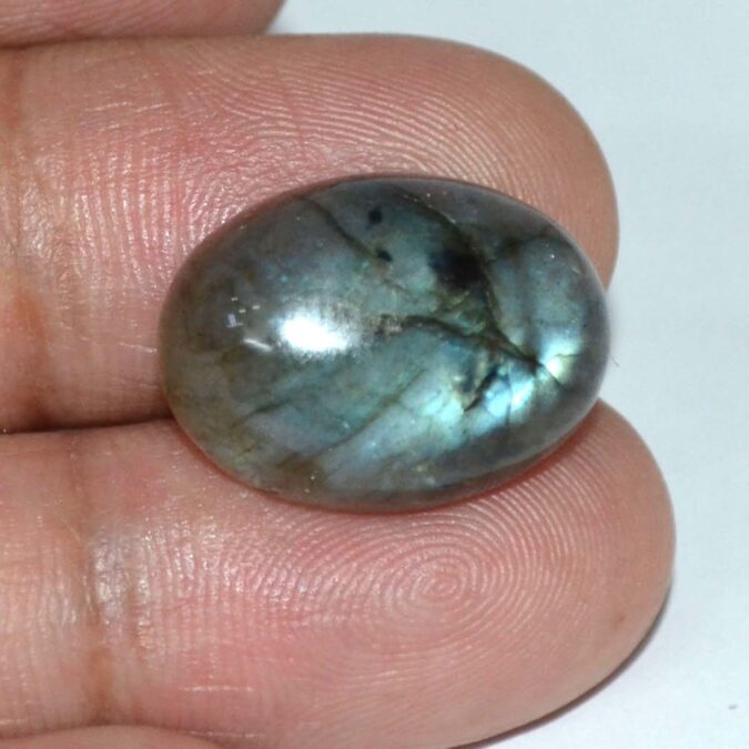Labradorite 17.06 Ct.