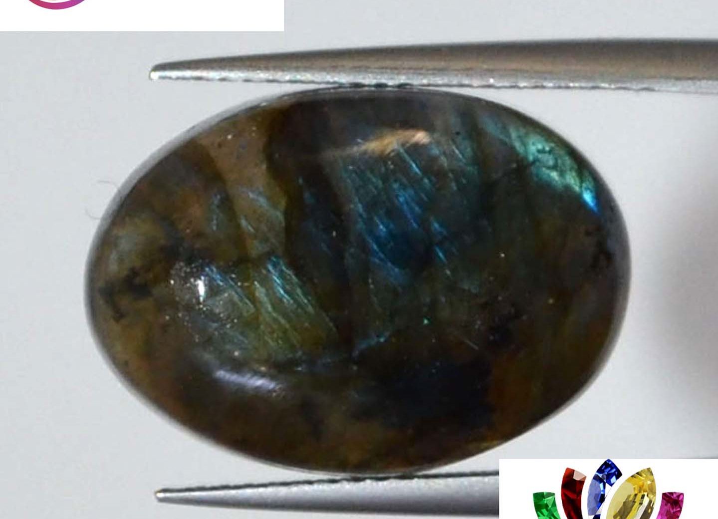 Labradorite 16.65 Ct. Labradorite 16.65 Ct.