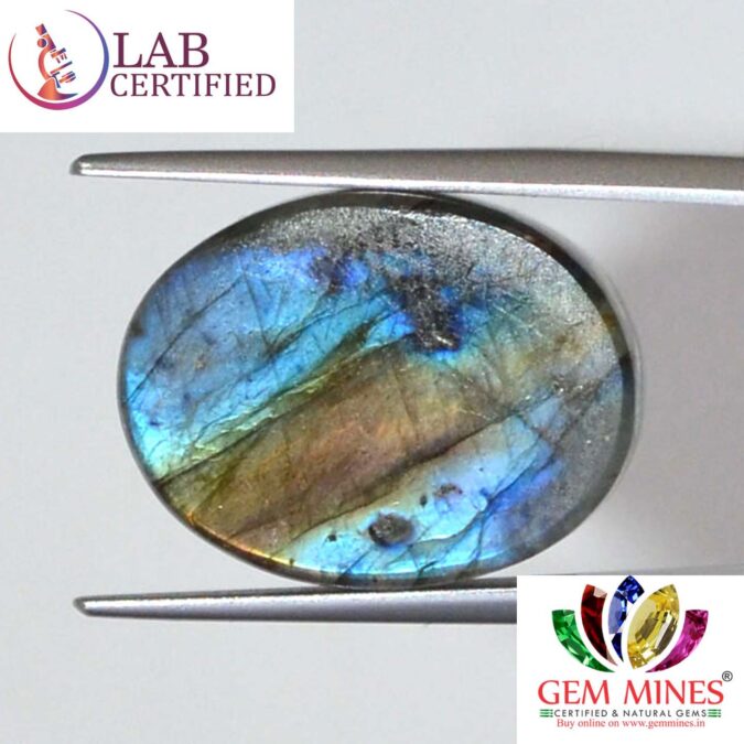 Labradorite 21.74 Ct.