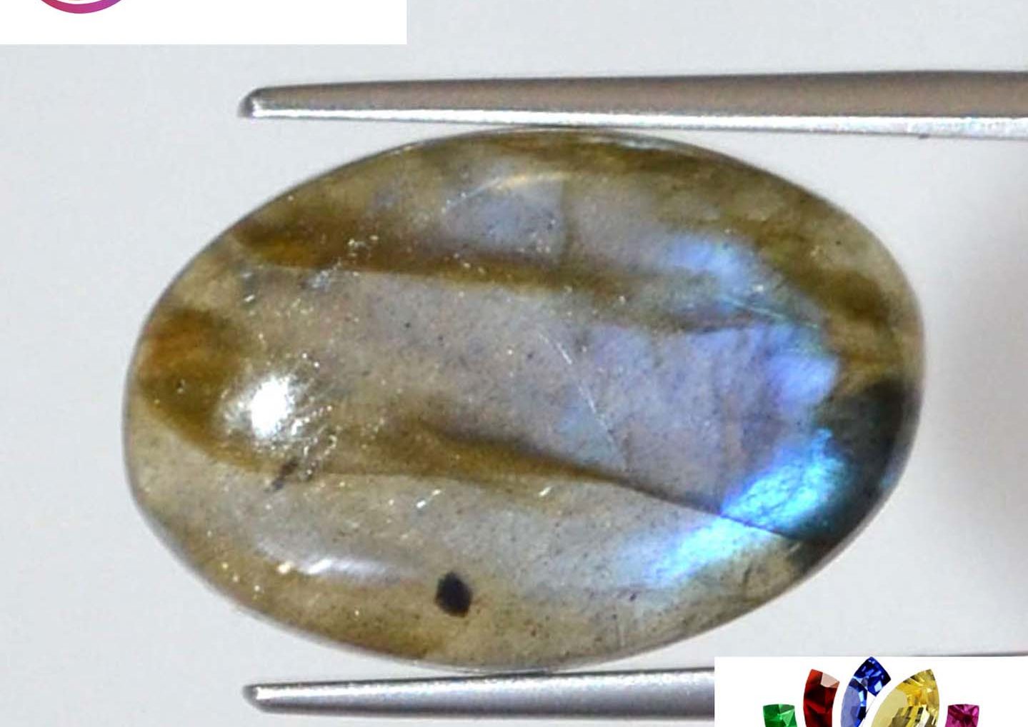Labradorite 16.34 Ct. Labradorite 16.34 Ct.