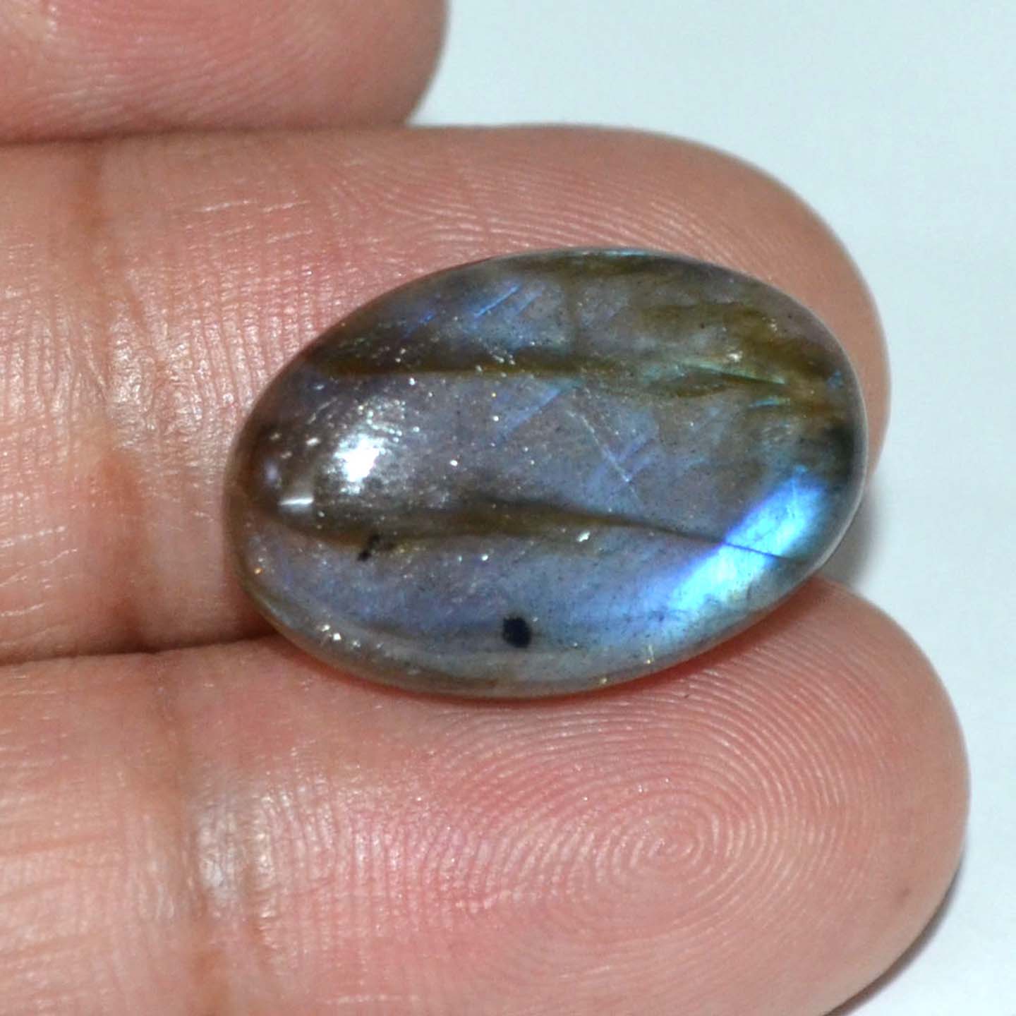 Labradorite 16.34 Ct.