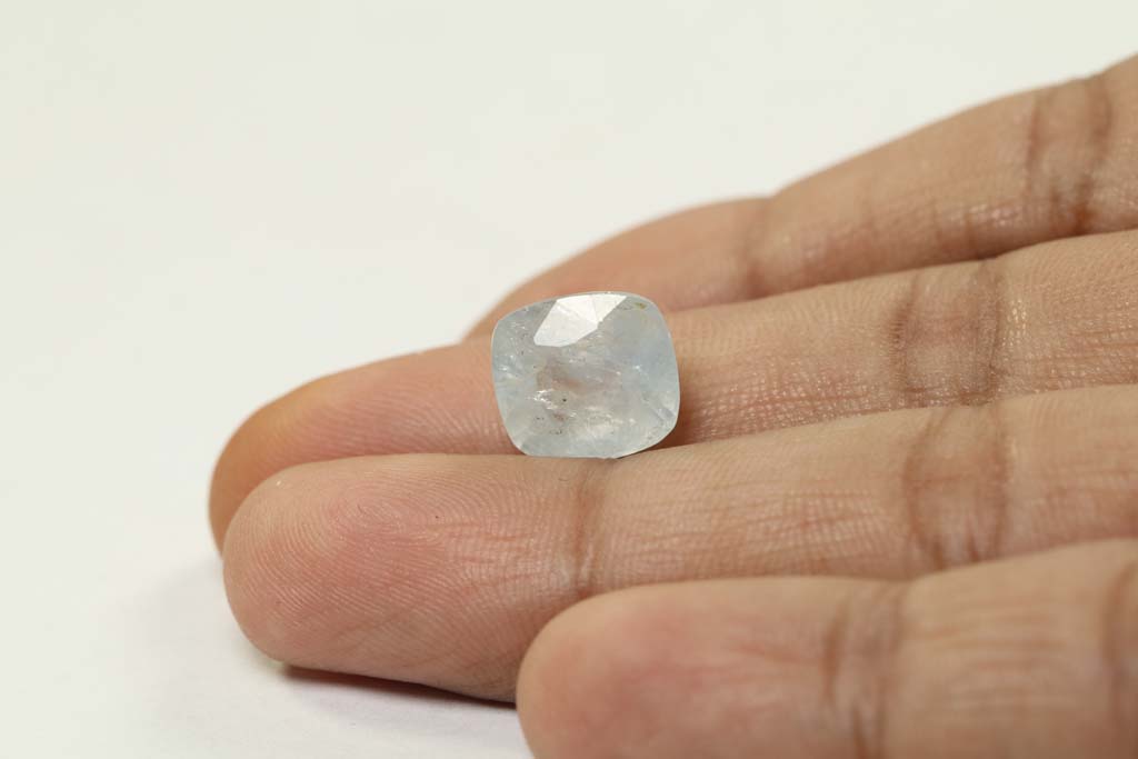 Sapphire 7.9 Ct. Sapphire 7.9 Ct.