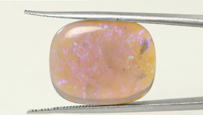 Opal 14.84 Ct.