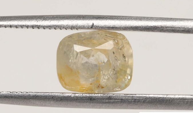 Yellow Sapphire 2.9 Ct.