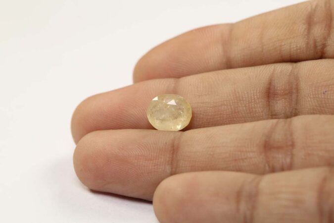 Yellow Sapphire 3.8 Ct.