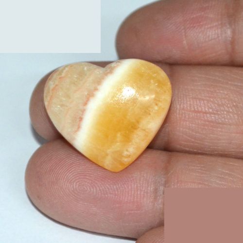 Golden Calcite 32.47 Ct.