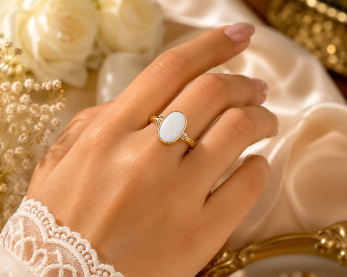 Opal Ring Rs.1990/- (5+ Ratti) Opal Ring Rs.1990/- (5+ Ratti)