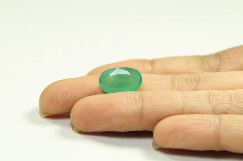 Emerald 5.35 Ct.