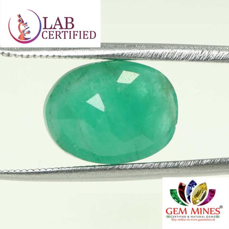 Emerald 4.9 Ct. Emerald 4.9 Ct.
