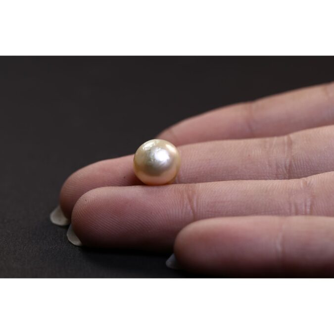PEARL 5.82 Ct.