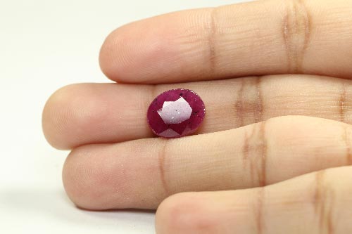 Ruby 6.15 Ct.
