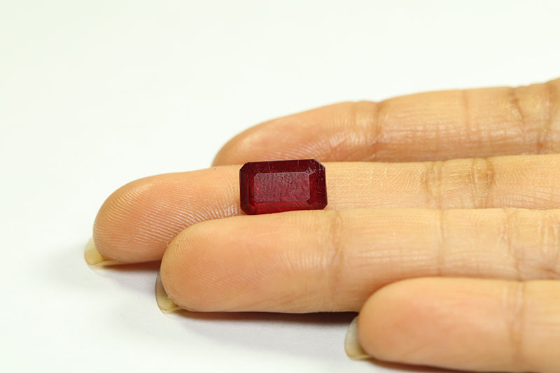 Ruby 5.54 Ct.