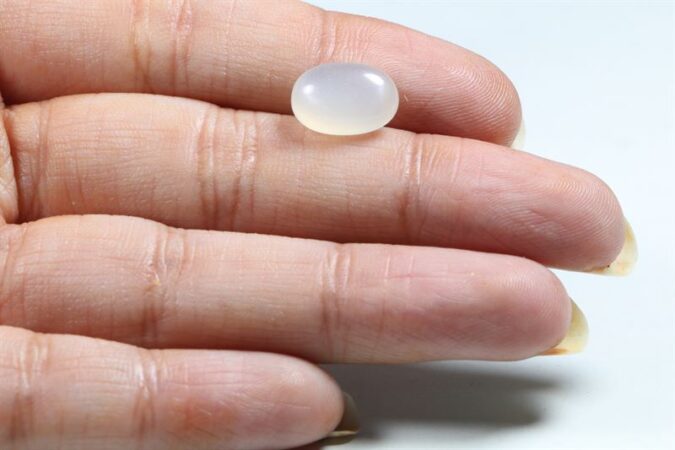 Moonstone 3.83 Ct.