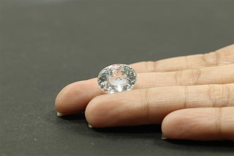 White topaz 11.11 Ct.