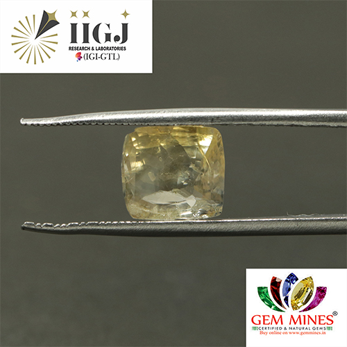YELLOW SAPPHIRE 4.07 Ct.