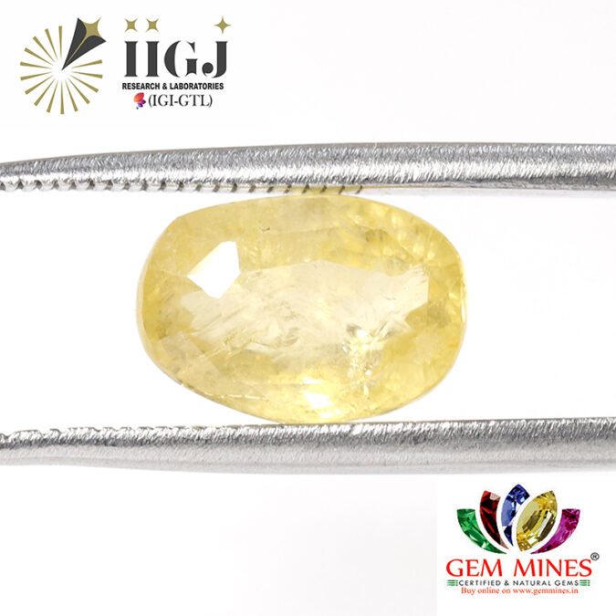 YELLOW SAPPHIRE 4.36 Ct. YELLOW SAPPHIRE 4.36 Ct.