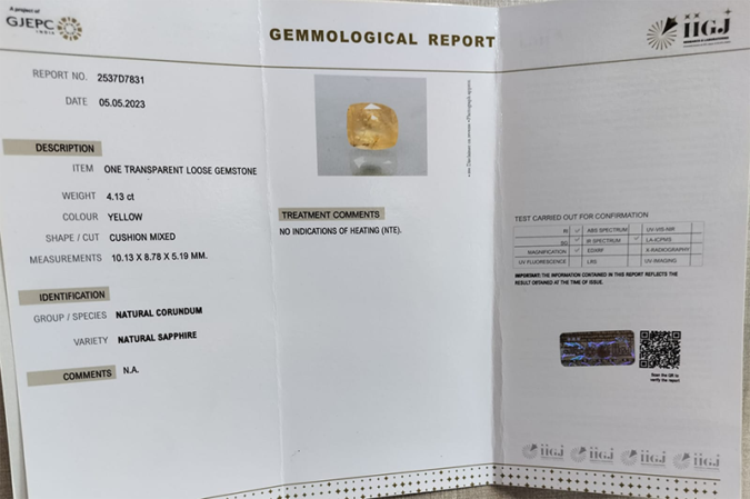 YELLOW SAPPHIRE 4.13 Ct.