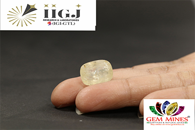 YELLOW SAPPHIRE 11.35 Ct.