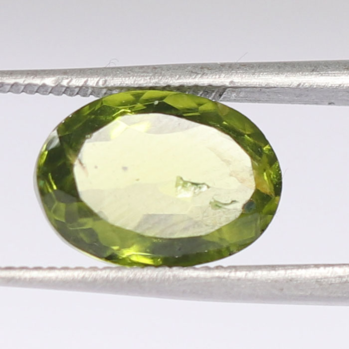 PERIDOT 3.26 Ct.