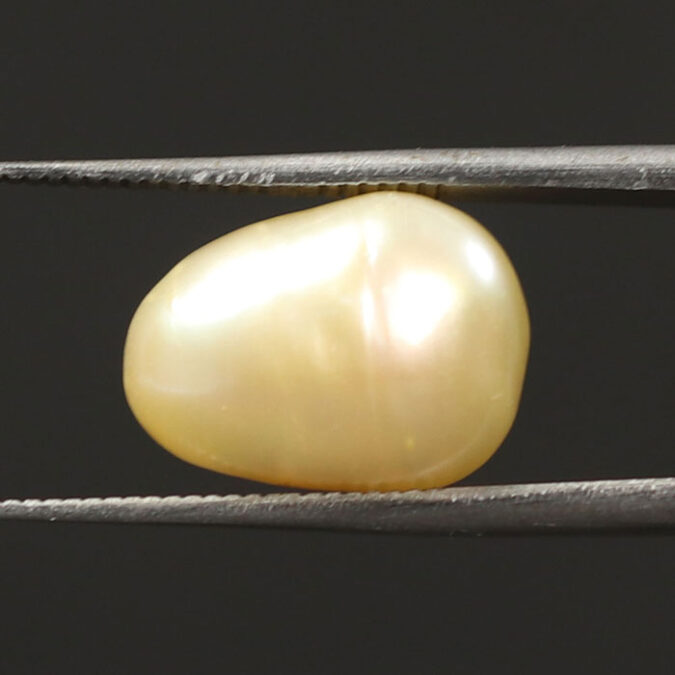 PEARL 6.32 Ct.