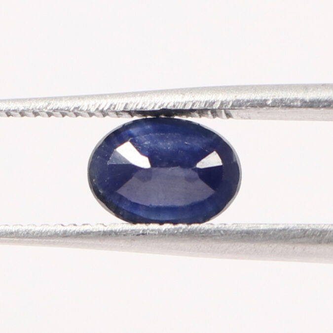 BLUE SAPPHIRE 0.91 Ct.