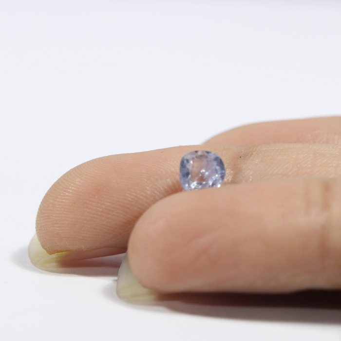 BLUE SAPPHIRE 0.81 Ct.