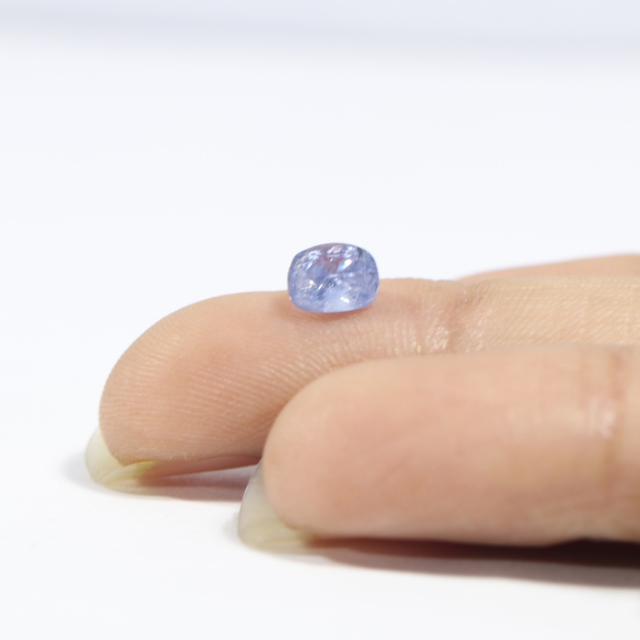 BLUE SAPPHIRE 1.06 Ct.