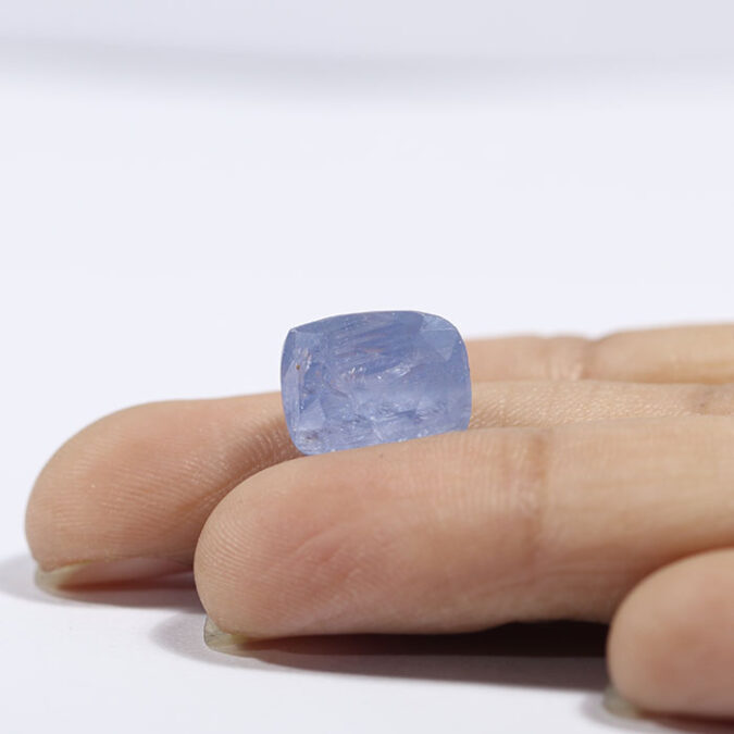 BLUE SAPPHIRE 10.51 Ct. BLUE SAPPHIRE 10.51 Ct.