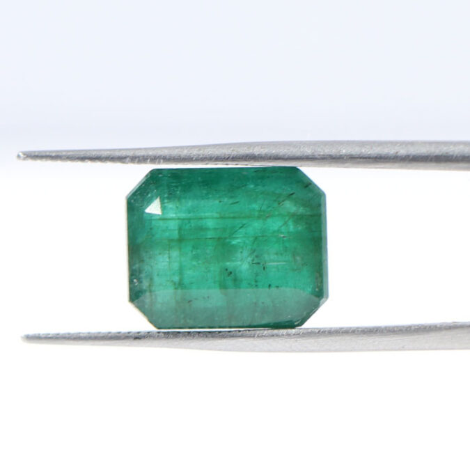 EMERALD 6.14 Ct. EMERALD 6.14 Ct.