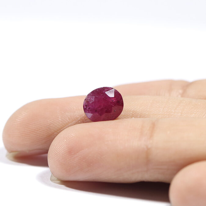 RUBY 3.04 Ct. RUBY 3.04 Ct.