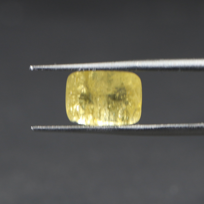 YELLOW SAPPHIRE 4.5 Ct.
