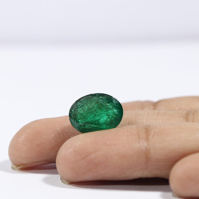 EMERALD 5.72 Ct.