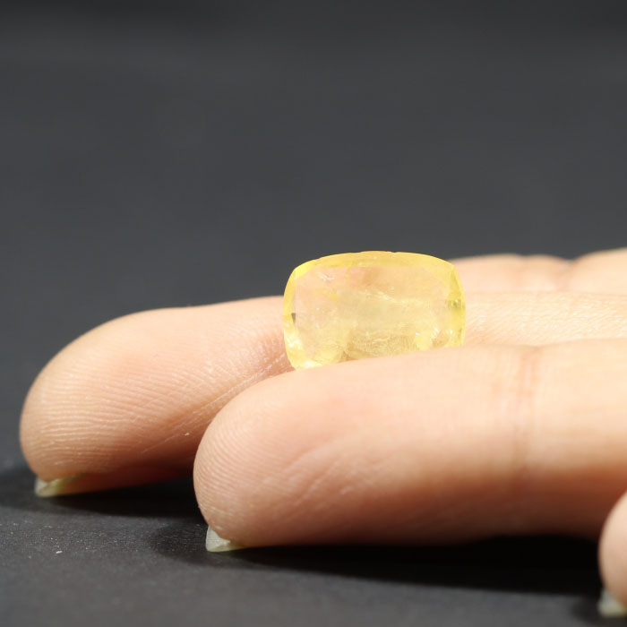 Yellow Sapphire 3.41 Ct. Yellow Sapphire 3.41 Ct.