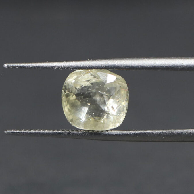 Yellow Sapphire 3.53 Ct.