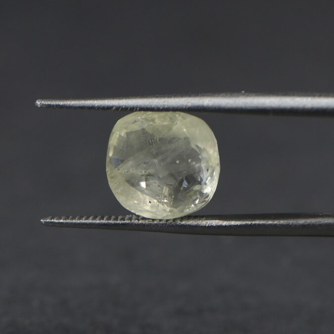 Yellow Sapphire 4.45 Ct.