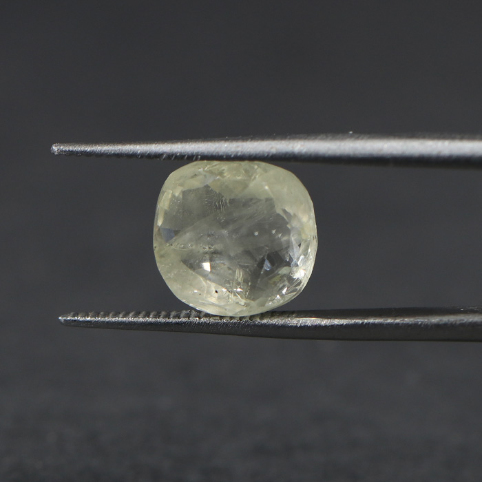 Yellow Sapphire 4.45 Ct.