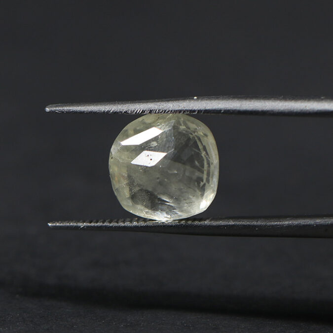 Yellow Sapphire 4.45 Ct.