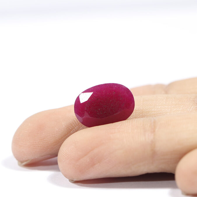 JADE STONE 5.91 Ct.